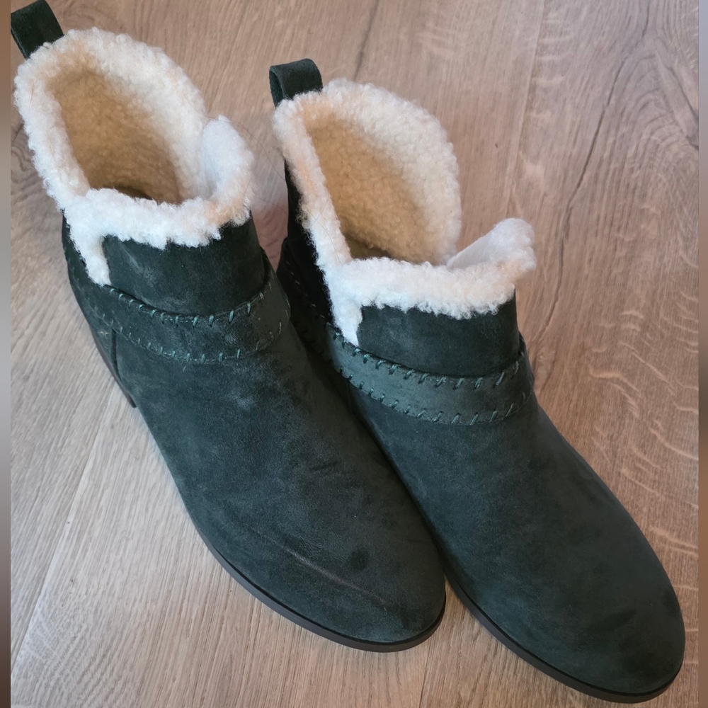 Maurices Dark Green Suede Ankle Booties with White Faux Shearling